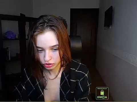 Live sex webcam photo for Diretta_Smile #273215916