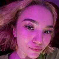 Live sex webcam photo for DollyBodwell #278058719