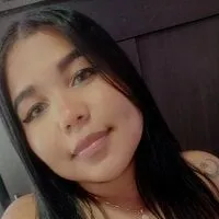 Live sex webcam photo for Drea_stone #276903932