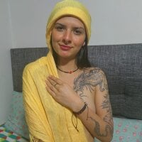 Live sex webcam photo for EMMA-shapplin #277343125