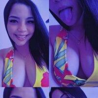 Live sex webcam photo for EMMA_077 #276698624