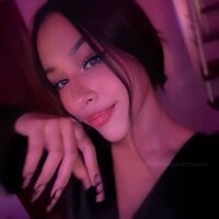 Live sex webcam photo for Elarai #277272714