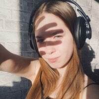 Live sex webcam photo for ElvaGalen #278098759