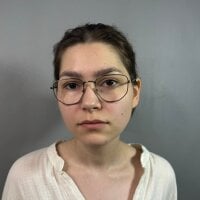 Live sex webcam photo for ElvaGault #278146119