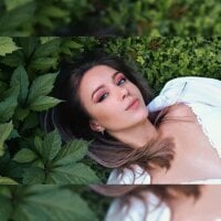 Live sex webcam photo for EmelyW1ncent #277859675