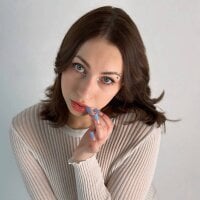 Live sex webcam photo for Emi_Lean #278018869