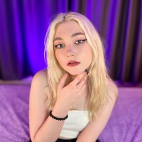 Live sex webcam photo for EmilyClar #275869012