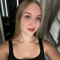 Live sex webcam photo for EmmaFooxx #276168307