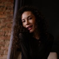 Live sex webcam photo for EmmaLamb #277376238