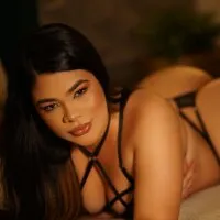 Live sex webcam photo for Emma_Becket1 #275909620