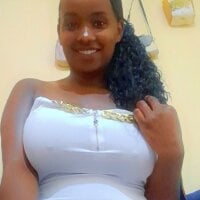 Live sex webcam photo for Emmiliana #276990950