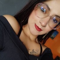 Live sex webcam photo for Emmily_rosse29 #278056954