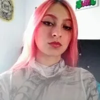 Live sex webcam photo for Emmilyy_L #277542462