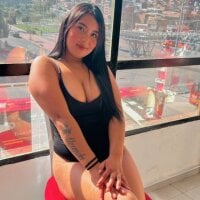 Live sex webcam photo for Emmy_Dirtyy_ #277549186