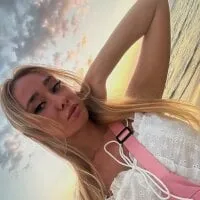 Live sex webcam photo for Endless_lovee #277861959