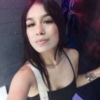 Live sex webcam photo for Estrella_and_Boys #277330528