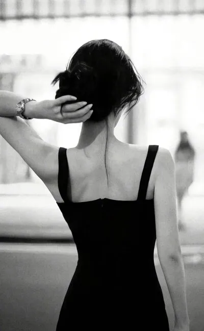 Live sex webcam photo for Eternally #275670490