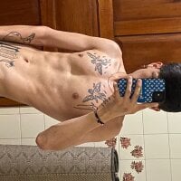 Live sex webcam photo for Ethan_fox #277951071