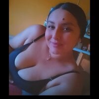 Live sex webcam photo for Evelyn_Naughty_ #276792845