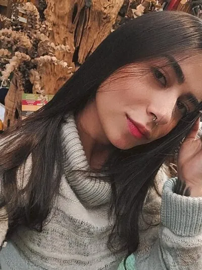 Live sex webcam photo for Evelyn_Shaw #275528517