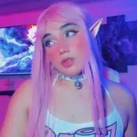 Live sex webcam photo for EzraMontoro #277885415