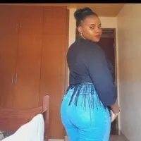 Live sex webcam photo for Ezzychocolate #277094147