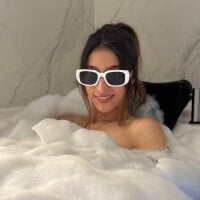 Live sex webcam photo for Gabyco_ch #277784336