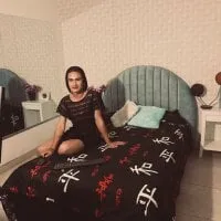 Live sex webcam photo for Gabyredhotbog #277809727