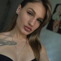 Live sex webcam photo for GinaSmilee #276466179