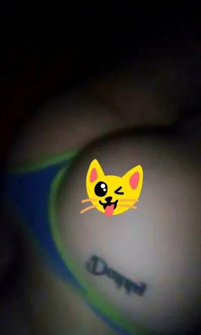 Live sex webcam photo for GodessLashayyy #275732878