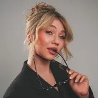 Live sex webcam photo for GracefulLook