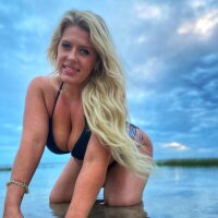 Live sex webcam photo for Graciebby00 #276071707