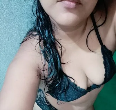 Live sex webcam photo for HINATA90 #275676349