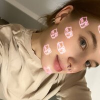 Live sex webcam photo for HannahCook #275963401