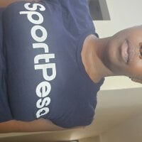 Live sex webcam photo for Happy_17 #276453115