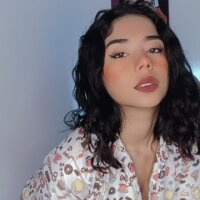 Live sex webcam photo for Heidi_Campbell_ #276244459