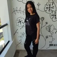 Live sex webcam photo for HelenLewis7 #278058722