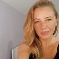 Live sex webcam photo for HelenSwang #277303021