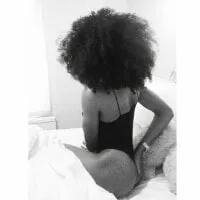 Live sex webcam photo for Helley-b #276710608