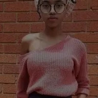 Live sex webcam photo for HentaiRooms #277542349