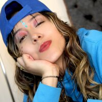 Live sex webcam photo for HeraOlympo #275879253