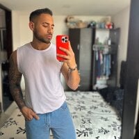 Live sex webcam photo for Heros3535 #277774390