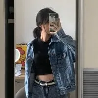 Live sex webcam photo for Heyzy #277110108