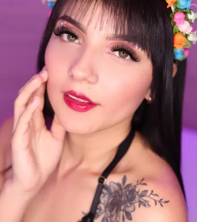 Live sex webcam photo for HollieBeth #275616160