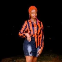 Live sex webcam photo for HornyBecky #276469893