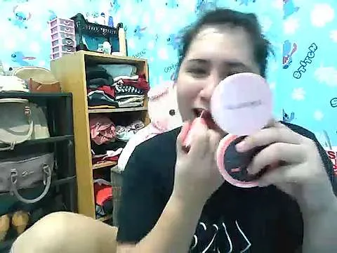 Live sex webcam photo for Iamborn2loveu #273216843