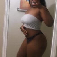 Live sex webcam photo for IllMakeYourDreamsCumTrue #277689265