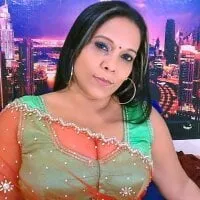 Live sex webcam photo for IndianFancyFace #276902175