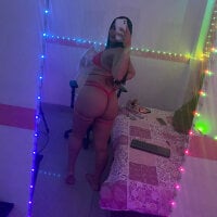 Live sex webcam photo for Isabella__Diaaz #276876893