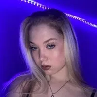 Live sex webcam photo for JenetteDoy #277535393